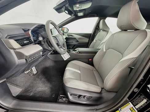 New 2026 Toyota Camry SE FWD image 11