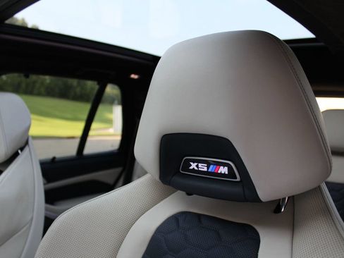 Used 2021 BMW X5 M w/ Competition Package AWD/4WD image 29