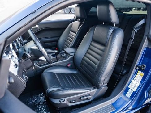 Used 2008 Ford Mustang GT Premium image 4