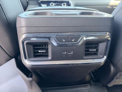 Used 2024 GMC Sierra 1500 Denali w/ Technology Package AWD/4WD image 12