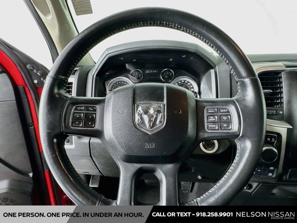 Used 2019 RAM 1500 Classic SLT w/ Luxury Group AWD/4WD image 11