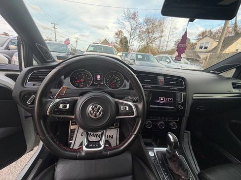 Used 2015 Volkswagen GTI SE w/ Lighting Package (SEL) image 15