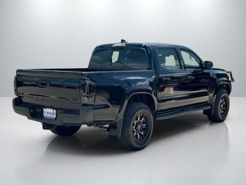Used 2019 Toyota Tacoma SR5 AWD/4WD image 5