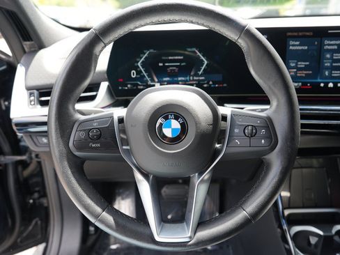Used 2025 BMW X2 xDrive28i w/ Convenience Package AWD/4WD image 24