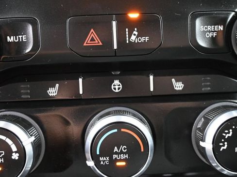 Used 2023 RAM 1500 Big Horn AWD/4WD image 10