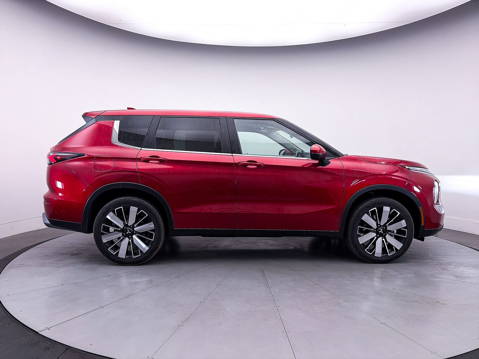 Used 2026 Mitsubishi Outlander SE AWD/4WD image 8