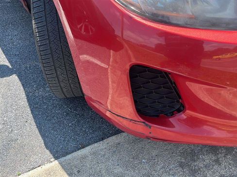 Used 2013 MAZDA MAZDA3 i Touring FWD image 3