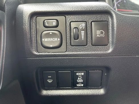 Used 2021 Toyota 4Runner Venture w/ Moonroof Package AWD/4WD image 27
