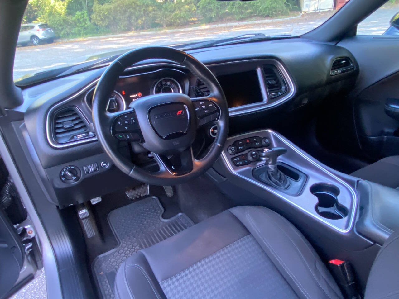Used 2015 Dodge Challenger R/T w/ Quick Order Package 28B R/T RWD image 12