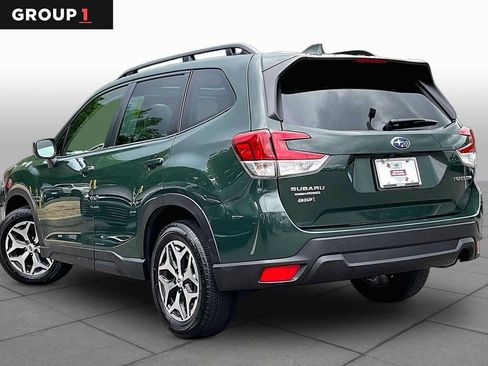Used 2023 Subaru Forester Premium AWD/4WD image 12