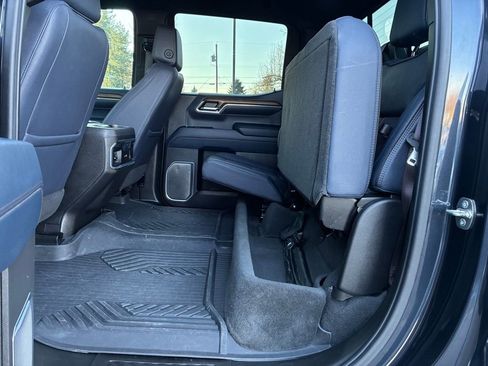 Used 2024 Chevrolet Silverado 1500 High Country w/ Technology Package image 13