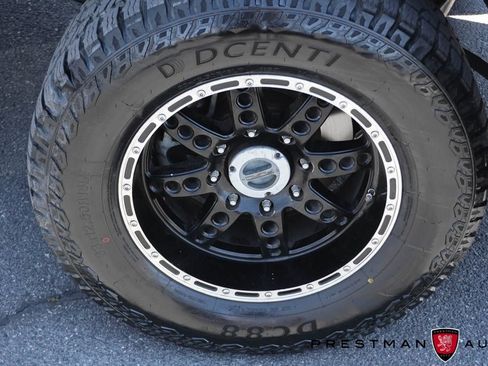 Used 2017 Ford F250 XLT w/ XLT Premium Package AWD/4WD image 2