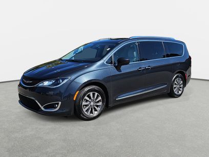 Used 2020 Chrysler Pacifica Touring-L Plus