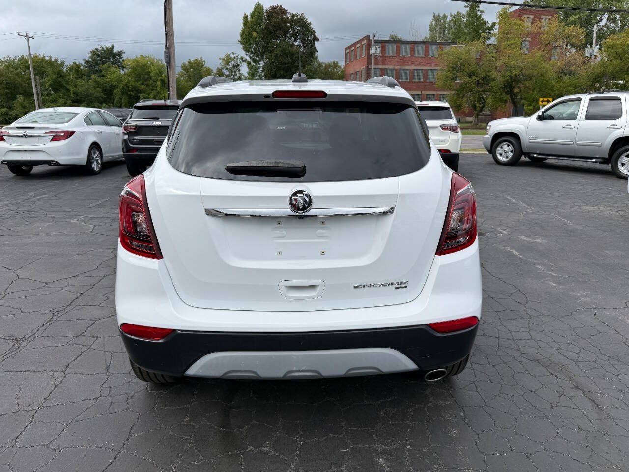 Used 2019 Buick Encore Essence w/ Experience Buick Package AWD/4WD image 5