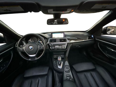Used 2018 BMW 430i Convertible image 22