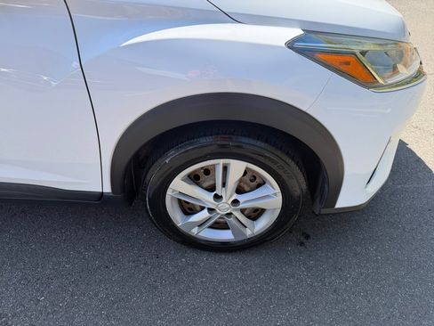 Used 2021 Nissan Kicks S image 25