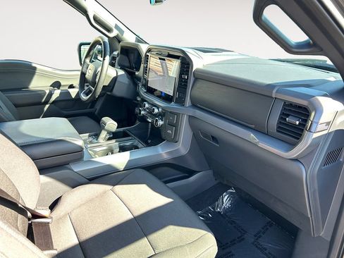 Used 2025 Ford F150 XLT w/ Equipment Group 302A MID AWD/4WD image 27