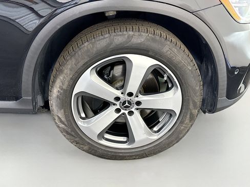 Used 2022 Mercedes-Benz GLC 300 image 32
