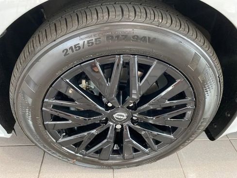 New 2025 Nissan Altima 2.5 SV w/ SV Special Edition Package image 15