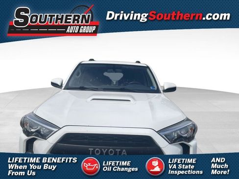 Used 2019 Toyota 4Runner TRD Off-Road AWD/4WD image 1