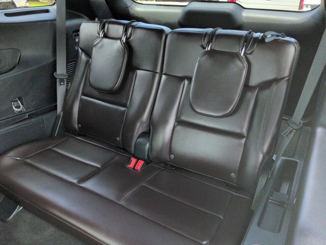 Used 2025 Ford Explorer Platinum RWD image 16