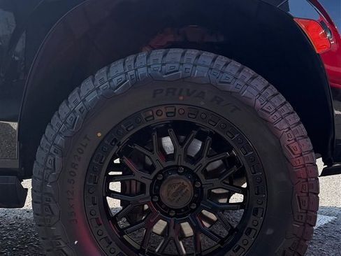 Used 2021 GMC Yukon XL AT4 w/ AT4 Premium Plus Package AWD/4WD image 13