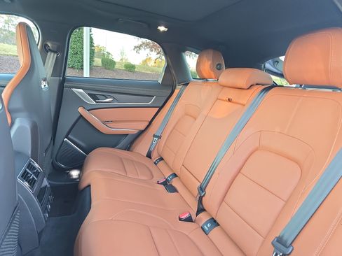 Used 2024 Jaguar F-PACE R-Dynamic S image 14