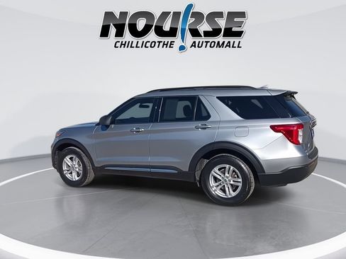 Used 2020 Ford Explorer XLT w/ Comfort Package image 6