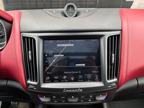 Used 2019 Maserati Levante GTS image 43