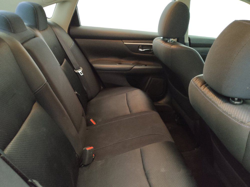 Used 2016 Nissan Altima 2.5 SR FWD image 19