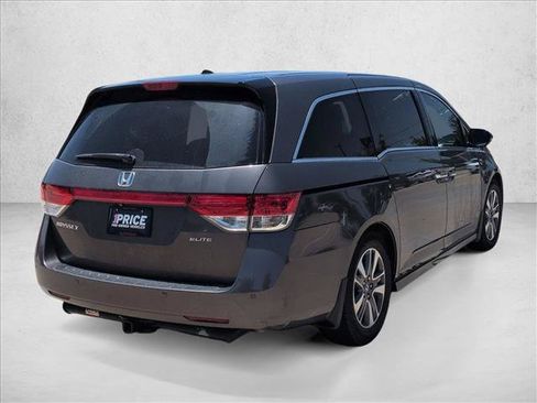 Used 2016 Honda Odyssey Touring Elite image 5