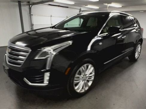 Used 2018 Cadillac XT5 Premium Luxury image 4