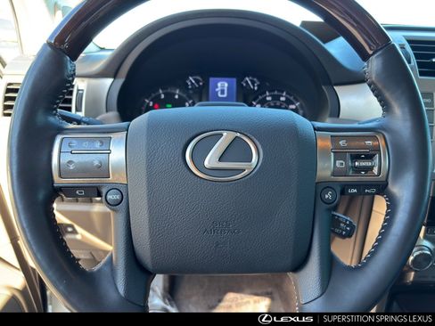 Used 2019 Lexus GX 460 Luxury image 29