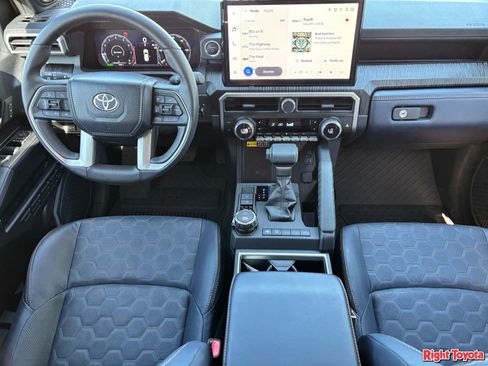 Used 2026 Toyota 4Runner Platinum AWD/4WD image 14
