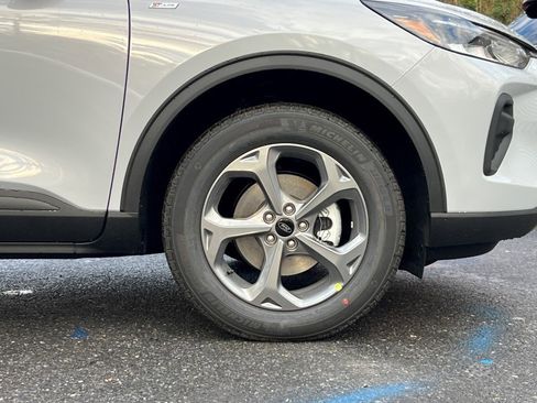 New 2026 Ford Escape ST-Line w/ Cold Weather Package image 6