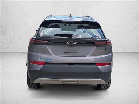 Used 2023 Chevrolet Bolt EUV LT w/ Driver Confidence Package FWD image 6