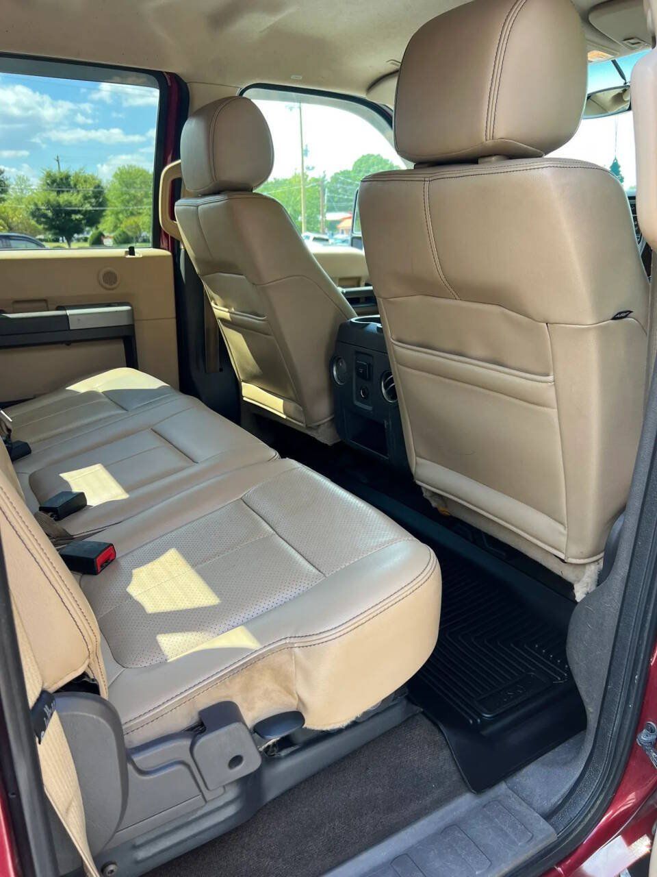 Used 2014 Ford F250 Lariat w/ Lariat Interior Package AWD/4WD image 22