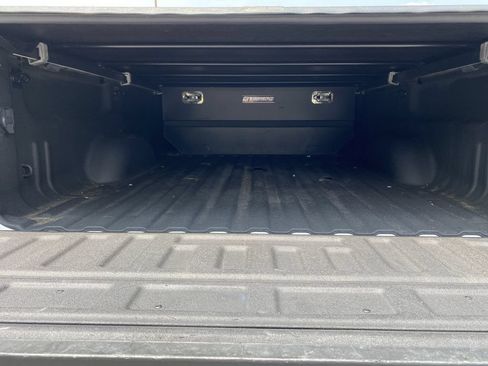 Used 2019 GMC Sierra 2500 SLT w/ Duramax Plus Package AWD/4WD image 28
