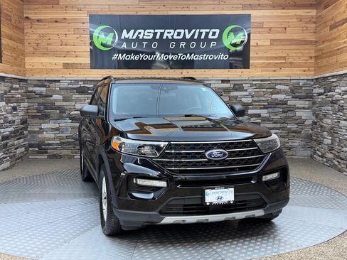 Used 2020 Ford Explorer XLT w/ Equipment Group 202A AWD/4WD image 3