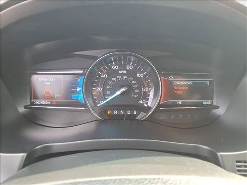 Used 2019 Ford Explorer XLT AWD/4WD image 21