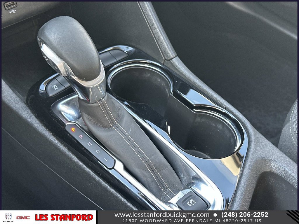 Certified 2024 Buick Encore GX Preferred w/ Comfort Package FWD image 32