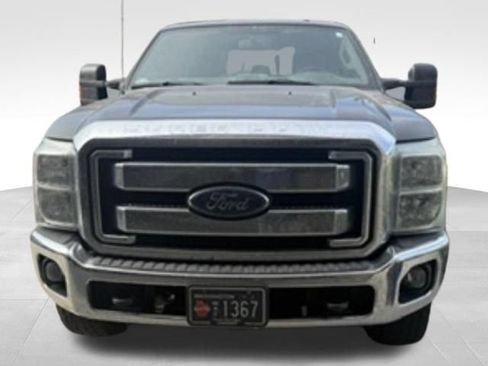 Used 2015 Ford F250 Lariat w/ Lariat Ultimate Package AWD/4WD image 3