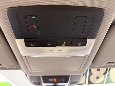 Used 2021 Nissan Rogue SV image 30