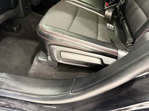 Used 2025 Ford Escape ST-Line image 17