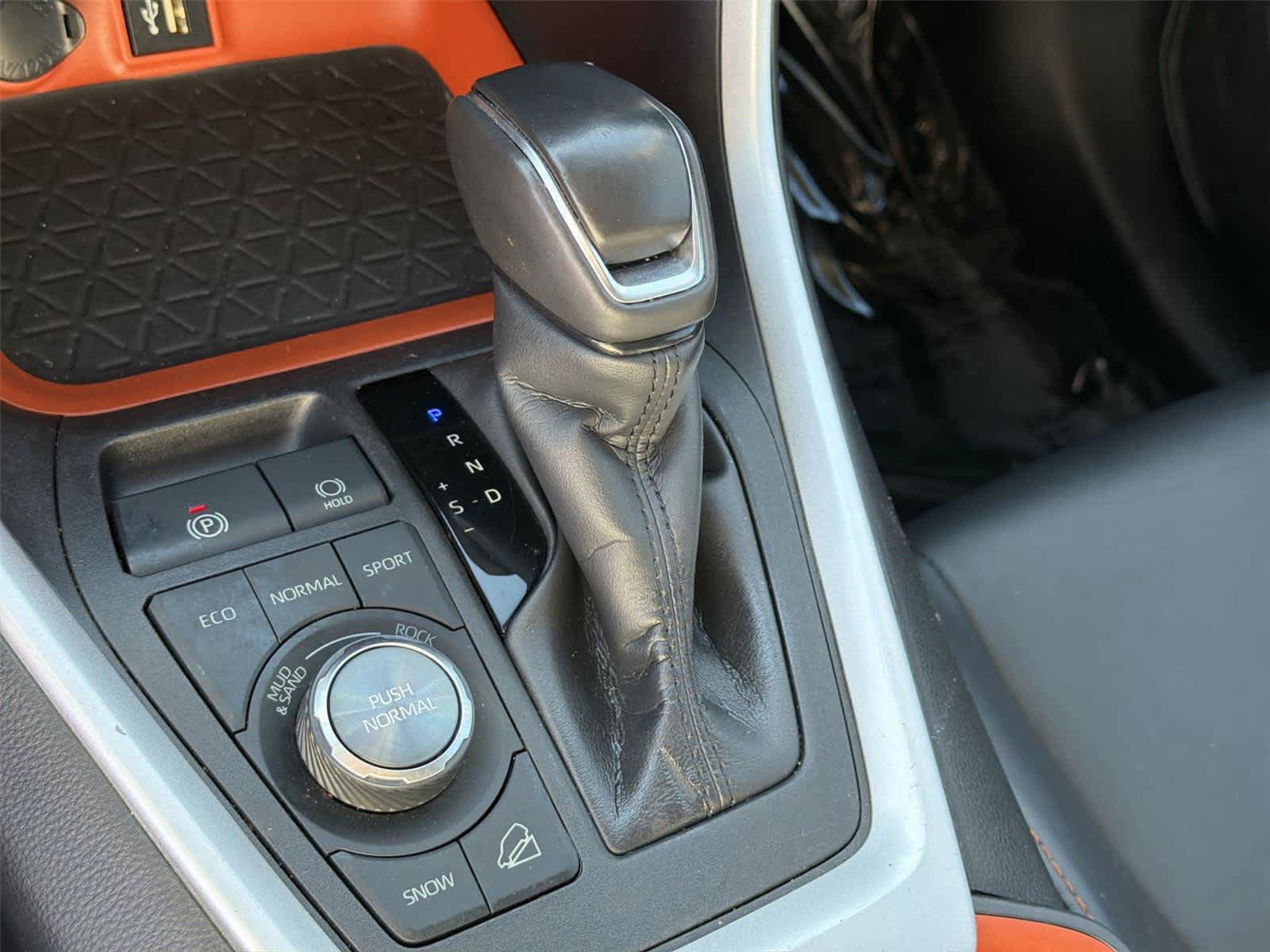 Used 2024 Toyota RAV4 Adventure AWD/4WD image 19