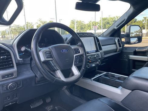 Used 2022 Ford F350 Lariat w/ Lariat Ultimate Package AWD/4WD image 14
