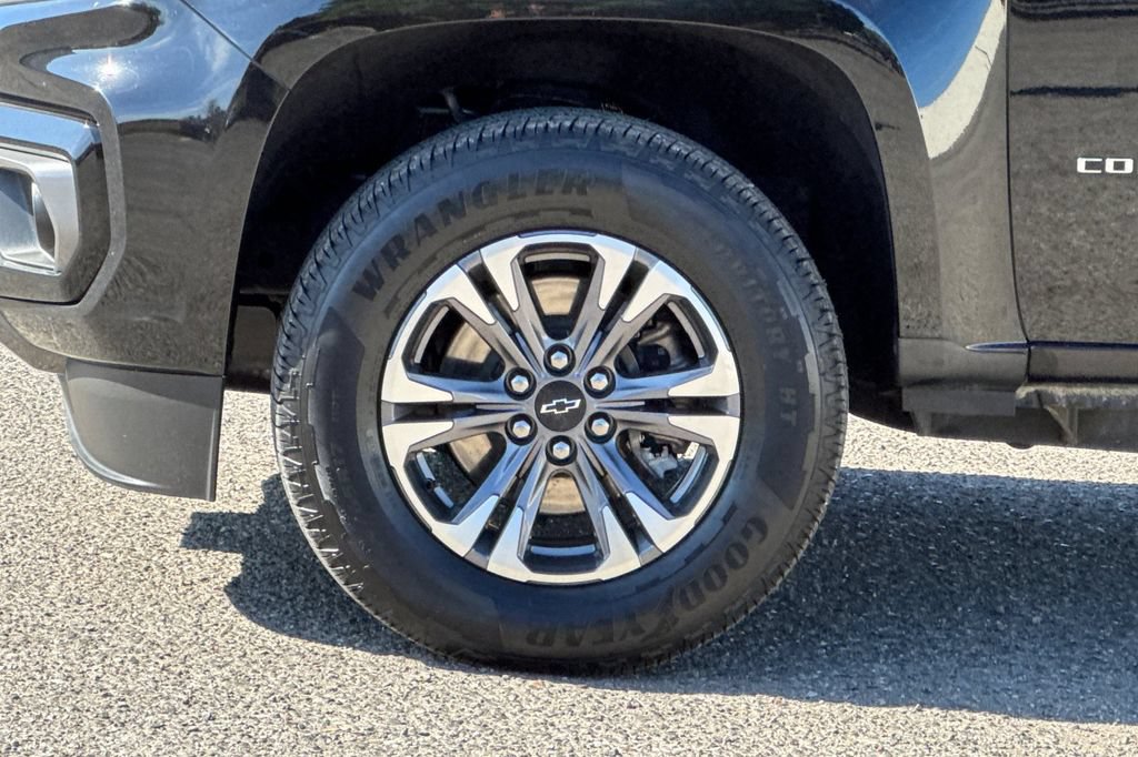 Used 2021 Chevrolet Colorado Z71 w/ Safety Package AWD/4WD image 31