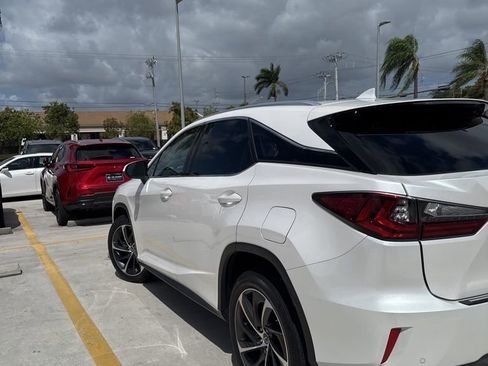 Used 2018 Lexus RX 350 AWD w/ Luxury Package image 10