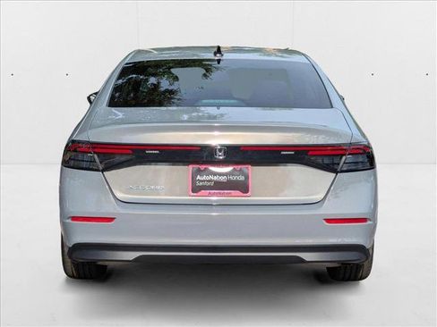 New 2025 Honda Accord SE image 8