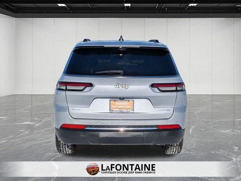 Certified 2024 Jeep Grand Cherokee L Limited w/ Luxury Tech Group II image 4